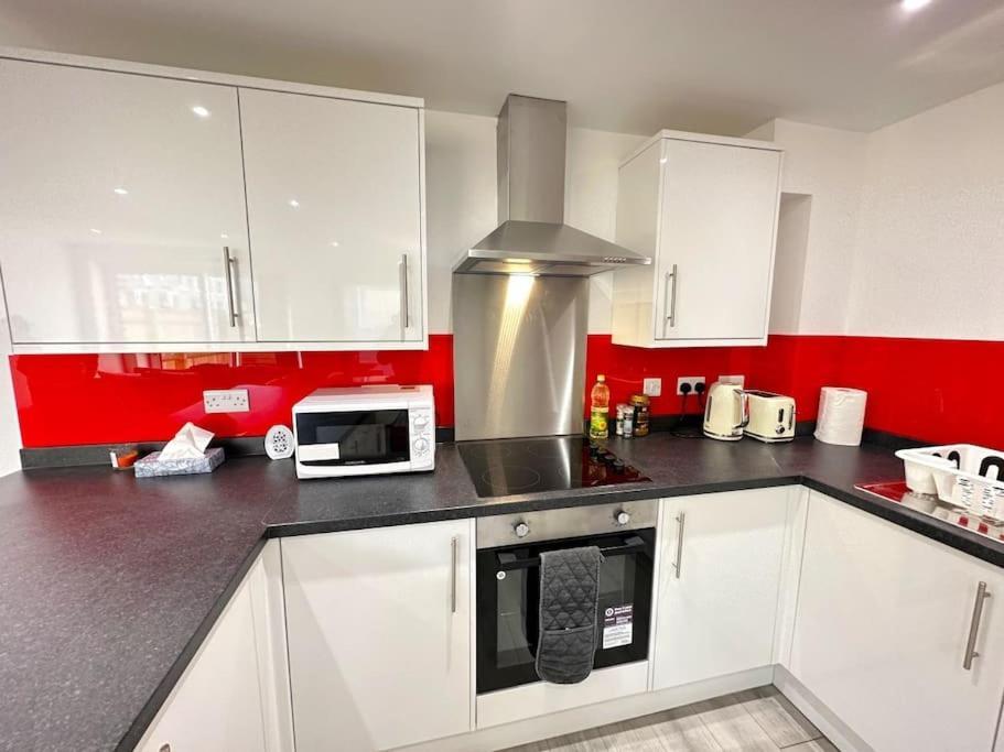 Charming New 2Br Detached House-Central Headington- Wi-Fi, Netflix, Top Location Oxford Exterior photo